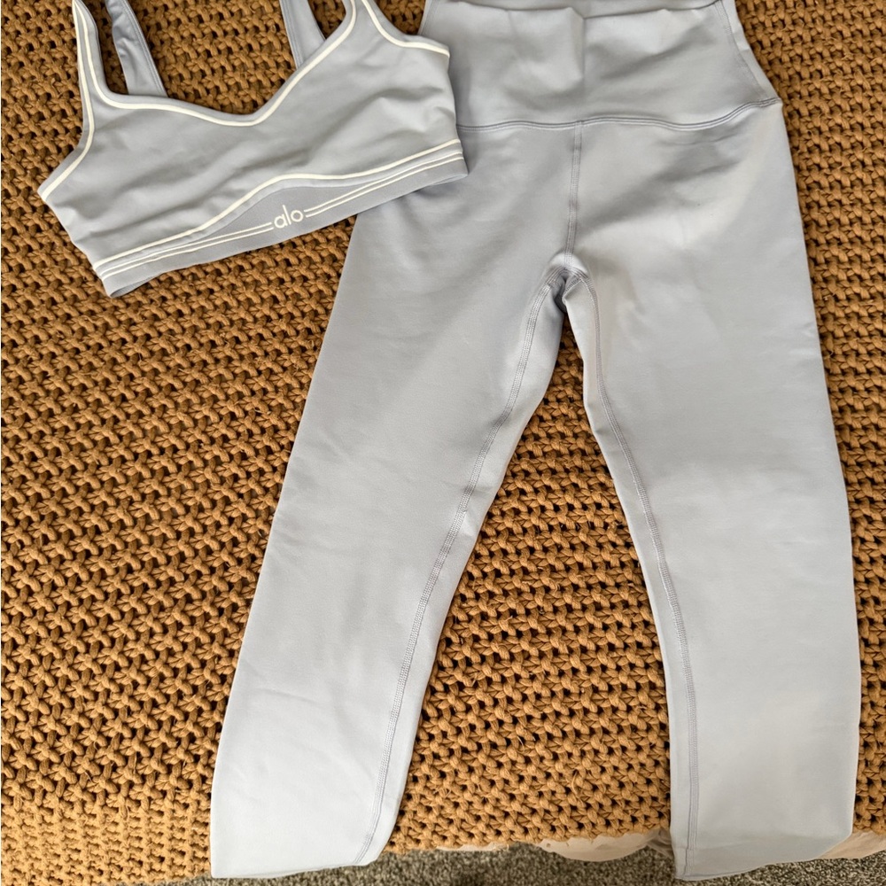 ALO Yoga Activewear Set